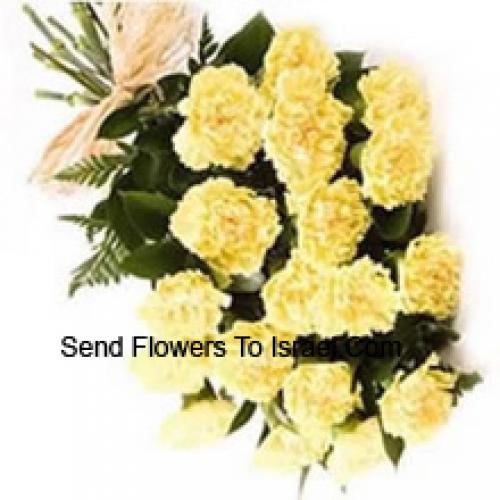 Cute 18 Yellow Carnations