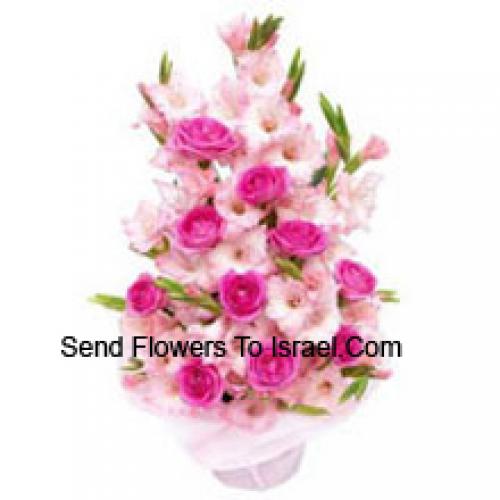 20 Beautiful Pink Roses and Gladiolus