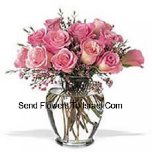 12 Pretty Pink Roses