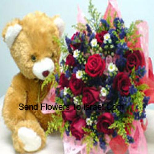 12 Rode Rozen met Zoete Teddybeer