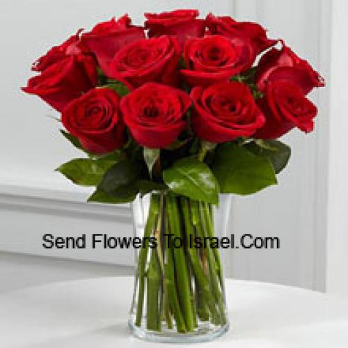 12 Red Roses in Vase